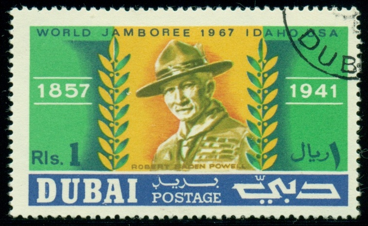 DUBAI. chybné jméno. Baden-Powell se musí psát s pomlčkou